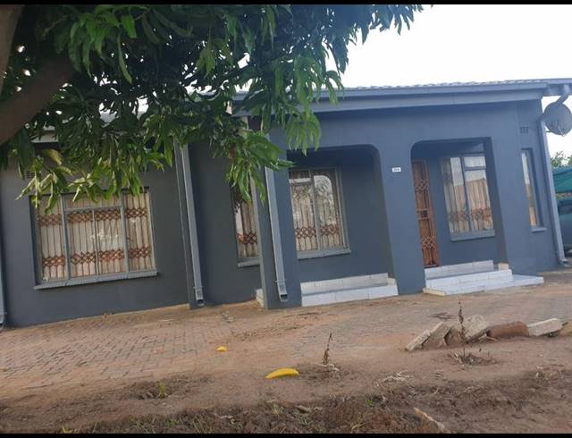 3 BEDROOM HOUSE FOR SALE IN VUWANI
